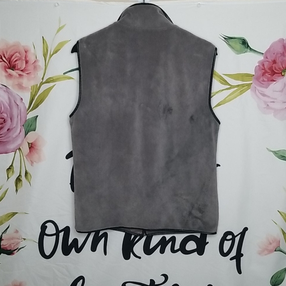 Armani Exchange fleece vest with faux leather - Picture 7 of 7